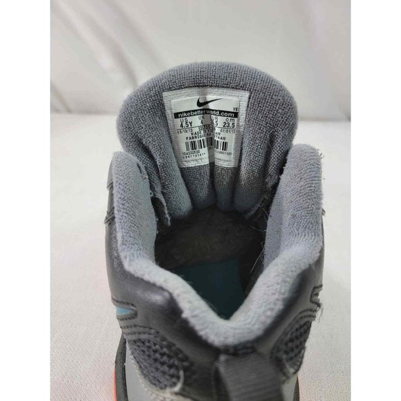 BOYS NIKE AIR SPEED TURF GREY BLACK ORANGE 535735-036 BASKETBALL SHOES SZ 4.5Y - Picture 7 of 8